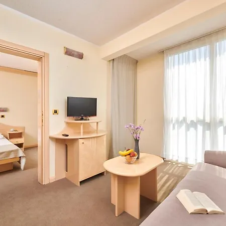 Istra Plava Laguna 3* بوريتش