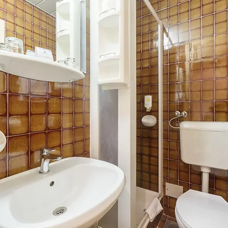 Istra Plava Laguna 3* بوريتش