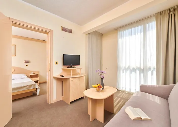 Istra Plava Laguna 3* פורץ