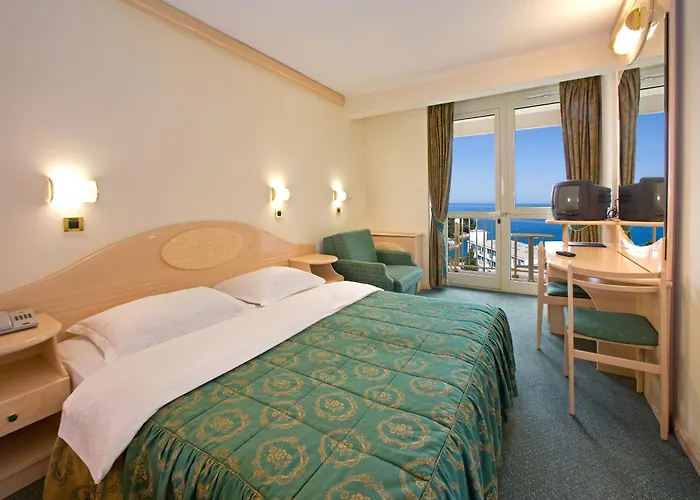 Hotel Istra Plava Laguna 3*